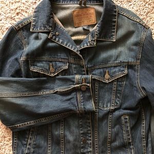 Abercrombie and Fitch Men’s Denim Jacket